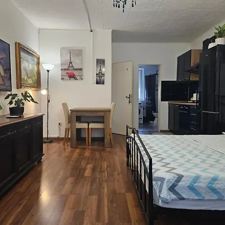 Near Sea, Apartamento